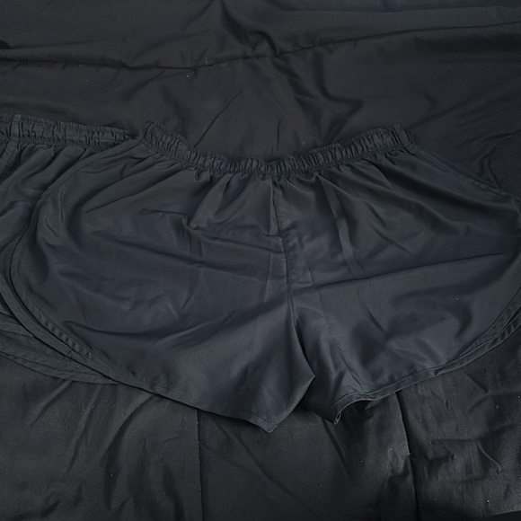 Two pairs of Nike Dri-Fit shorts, Color:Black, Size: XL - Picture 2 of 9